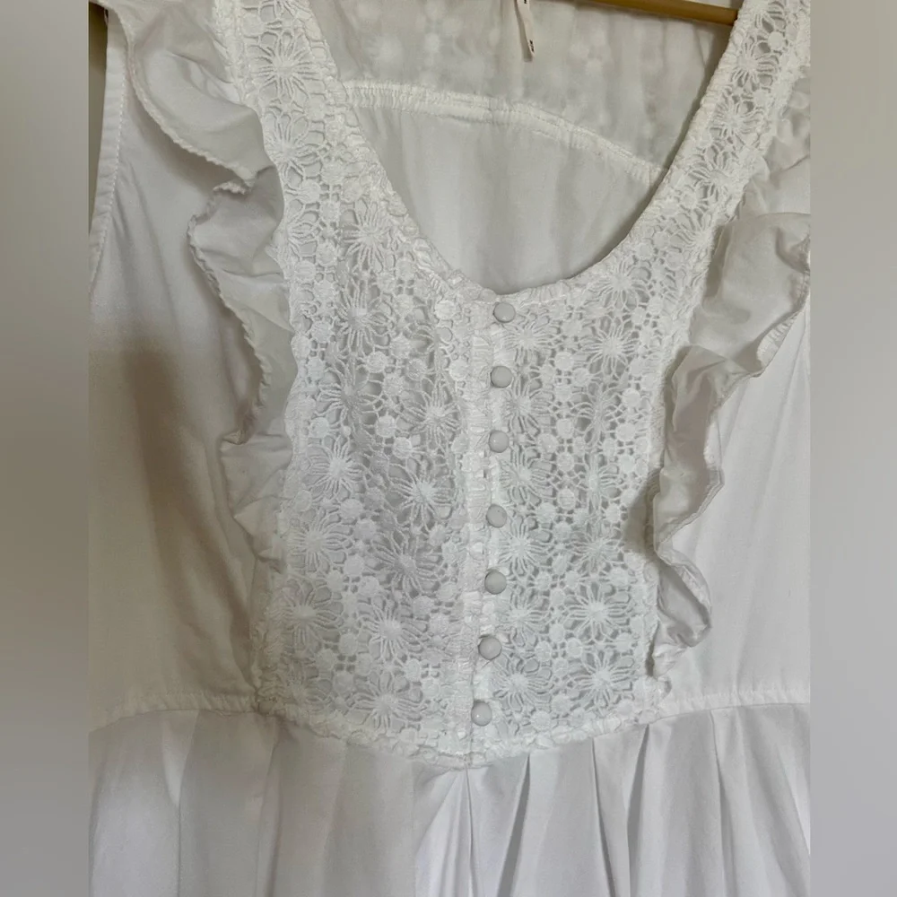 FREE PEOPLE Half Moon Mini Dress Eyelet Crochet Lace Ruffle Feminine Boho | Sz M - Picture 4 of 12